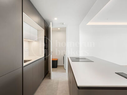 Apartment Jade Tower - Luxury Coastal Living Fuengirola