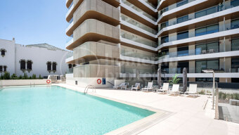 Apartment Jade Tower - Luxury Coastal Living Fuengirola