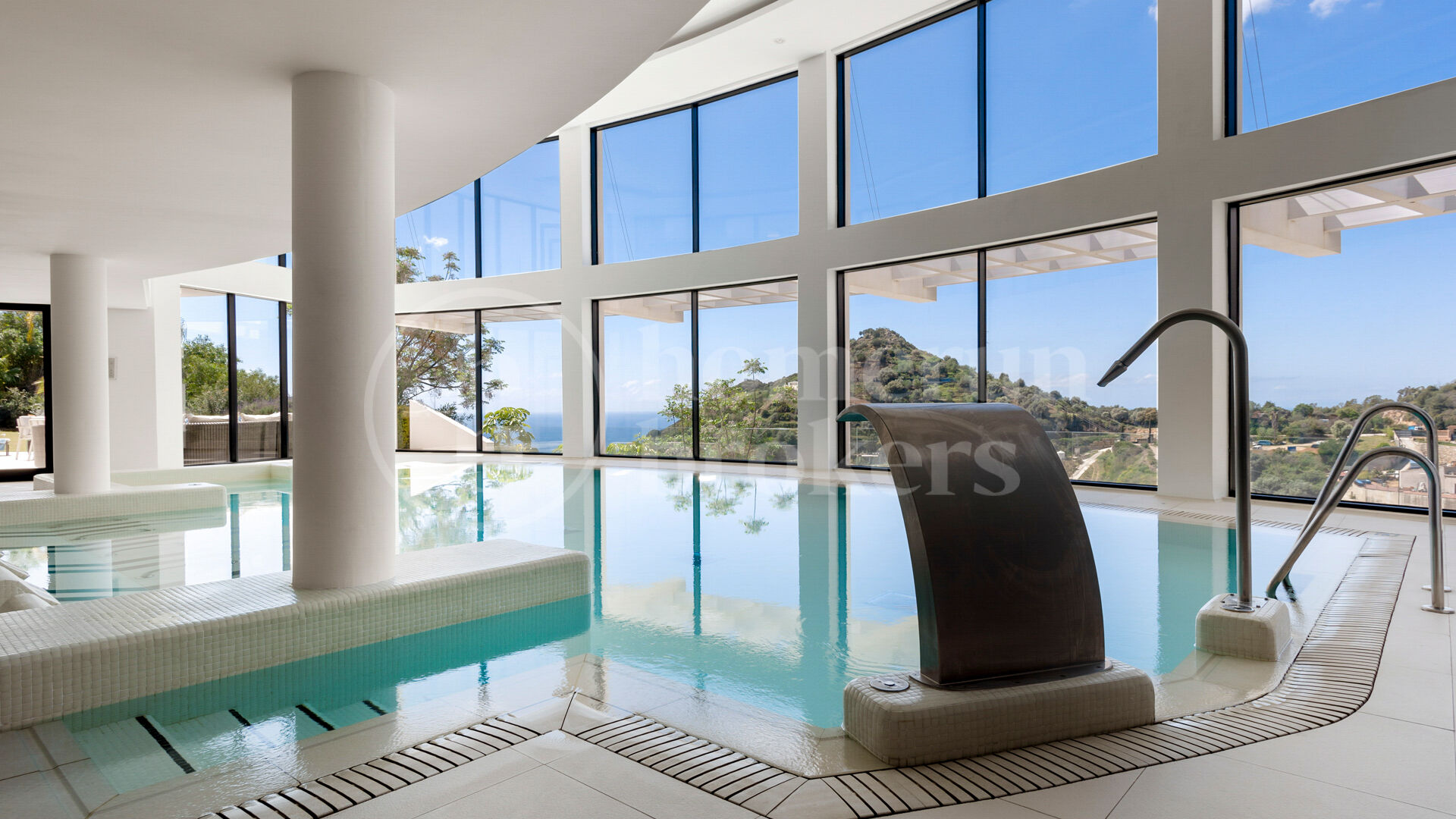 Apartment Circe - with Sea Views in Palo Alto Marbella