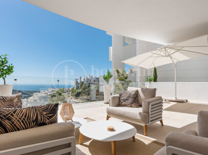 Apartment Circe - with Sea Views in Palo Alto Marbella