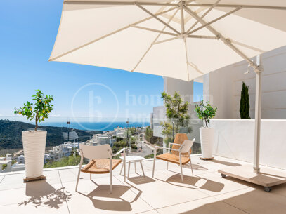 Apartment Circe - with Sea Views in Palo Alto Marbella