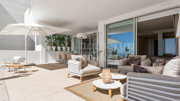 Apartment Circe - with Sea Views in Palo Alto Marbella