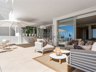 Apartment Circe - with Sea Views in Palo Alto Marbella