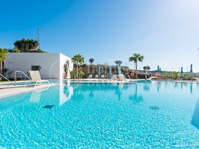 Apartment Circe - with Sea Views in Palo Alto Marbella