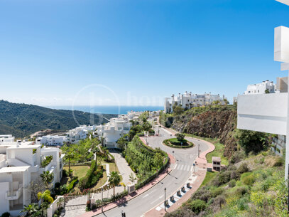 Apartment Circe - with Sea Views in Palo Alto Marbella