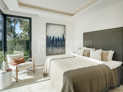 Altos de Puente Romano 4 – En Modern Villa på Marbellas Prestigefyllda Golden Mile