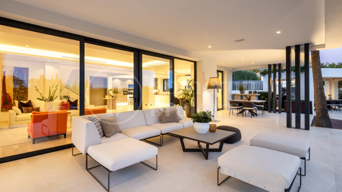 Altos de Puente Romano 4 – A Modern Villa in Marbella’s Prestigious Golden Mile