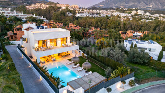 Villa Cerquilla 54B – Modern Villa with Panoramic Views in Nueva Andalucia