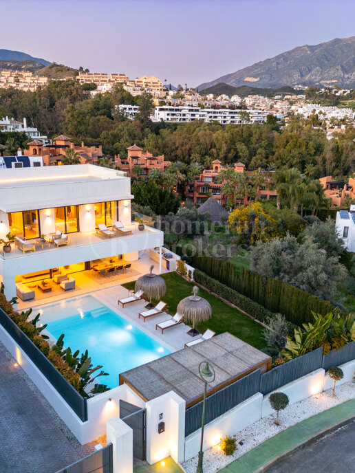Villa Cerquilla 54B – Modern Villa with Panoramic Views in Nueva Andalucia