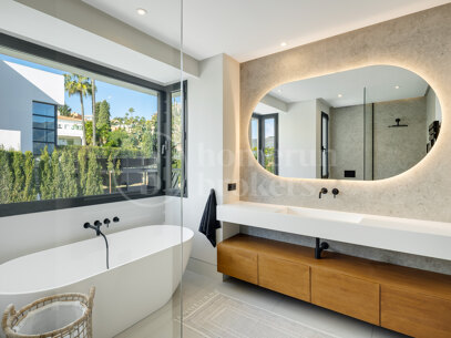Villa Cerquilla 54B - Modern Villa med Panoramautsikt i La Cerquilla