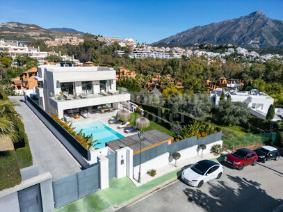 Villa Cerquilla 54B - Modern Villa med Panoramautsikt i La Cerquilla