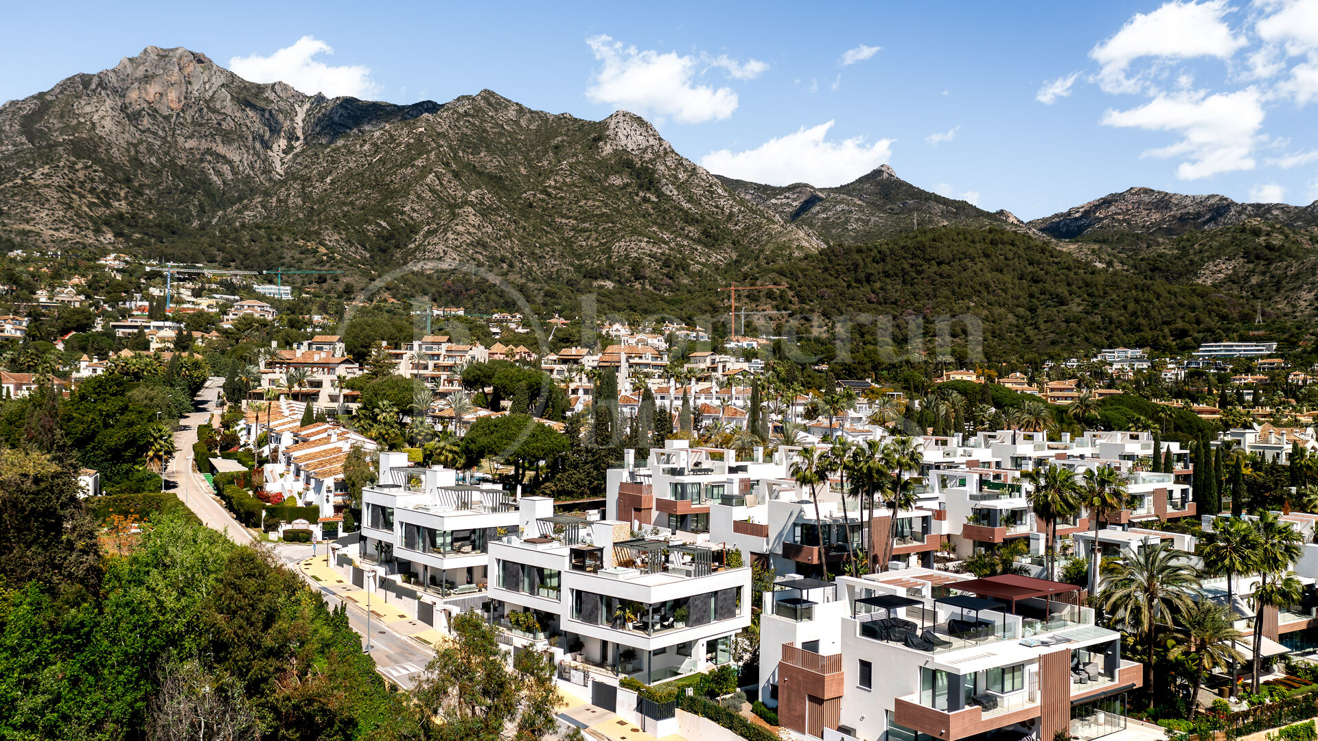 Las Vistas 4 – Raffinerad arkitektonisk lyx med panoramautsikt i Sierra Blanca