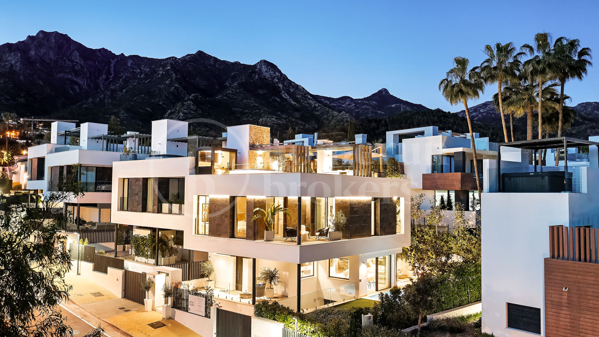 Las Vistas 4 – Raffinerad arkitektonisk lyx med panoramautsikt i Sierra Blanca