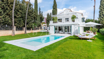 Villa Leones - Newly Reformed Villa in Nueva Andalucía