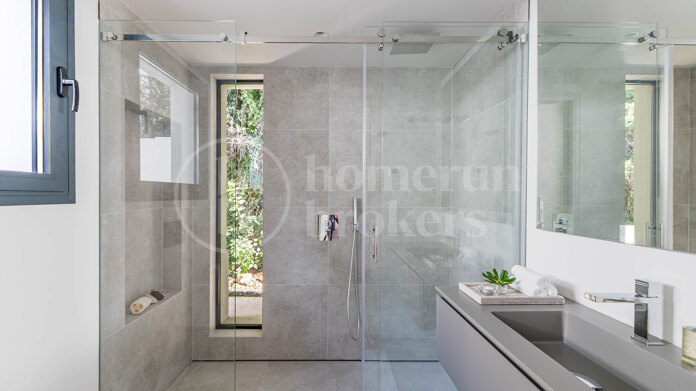 Villa Leones - Newly Reformed Villa in Nueva Andalucía