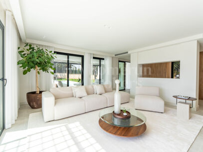 Villa Leones - Newly Reformed Villa in Nueva Andalucía
