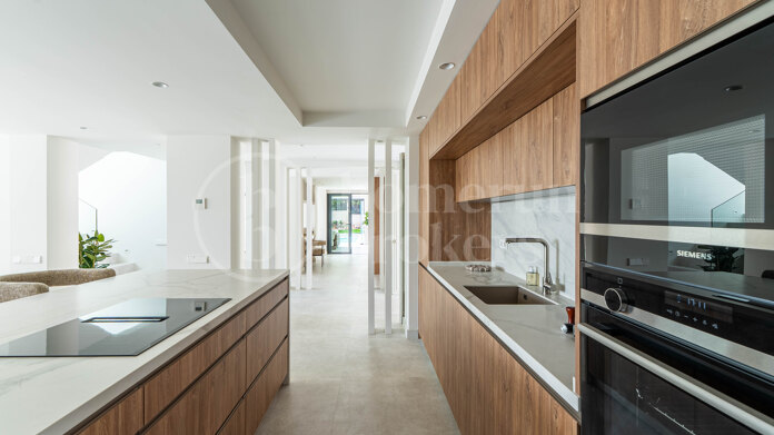 Villa Leones - Newly Reformed Villa in Nueva Andalucía