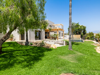 Villa Prana - Fully Renovated Villa in Estepona