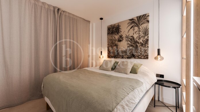 Penthouse La Diva – Modern Penthouse with Rooftop Terrace and Sea Views in Nueva Andalucía