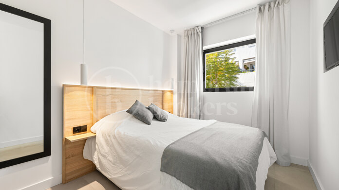 Penthouse La Diva – Modern Penthouse with Rooftop Terrace and Sea Views in Nueva Andalucía