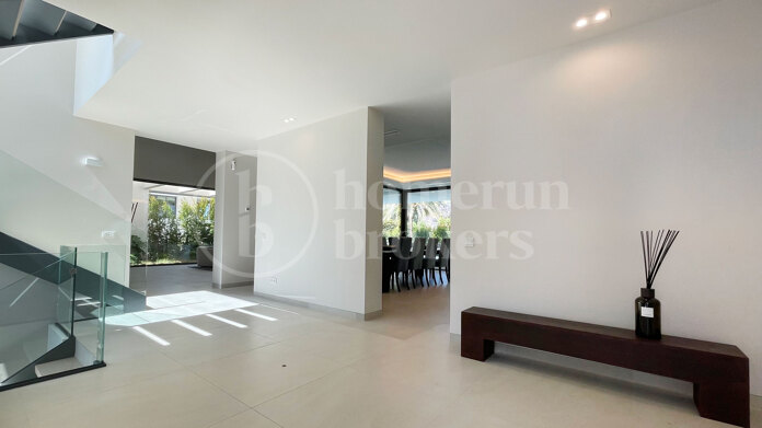 Villa Solana - Modern Villa in Marbella Golden Mile