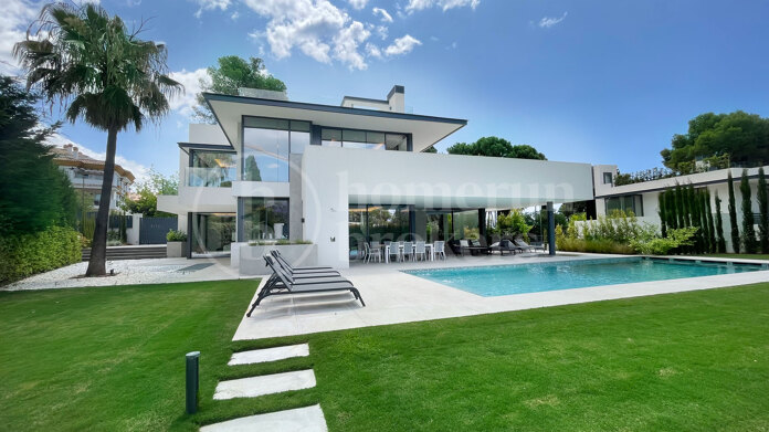 Villa Solana - Modern Villa in Marbella Golden Mile