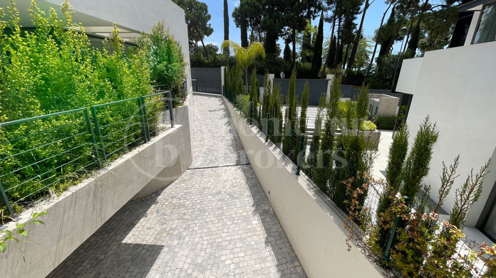 Villa Solana - Modern Villa in Marbella Golden Mile