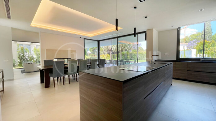 Villa Solana - Modern Villa in Marbella Golden Mile
