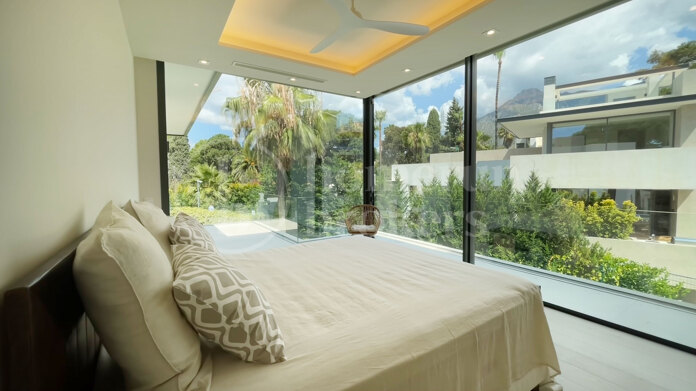Villa Solana - Modern Villa in Marbella Golden Mile