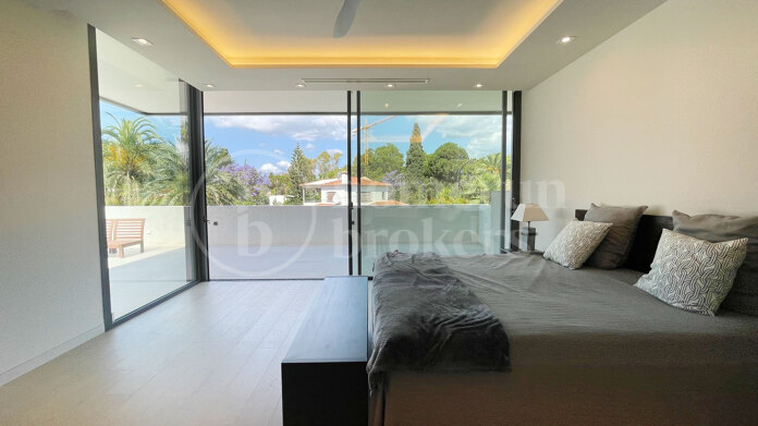 Villa Solana - Modern Villa in Marbella Golden Mile