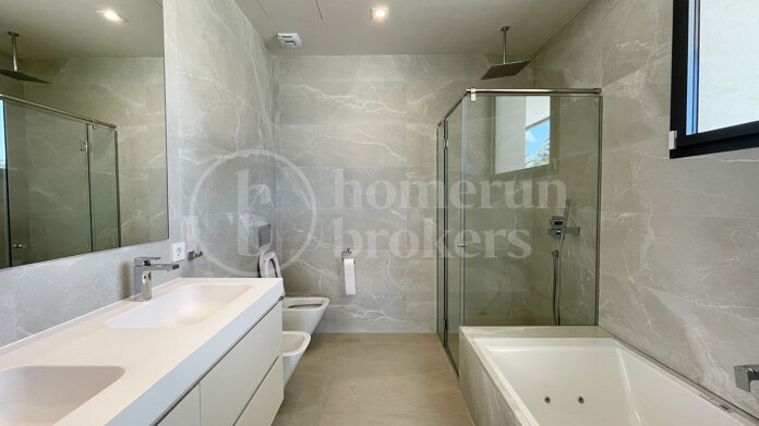 Villa Solana - Modern Villa in Marbella Golden Mile