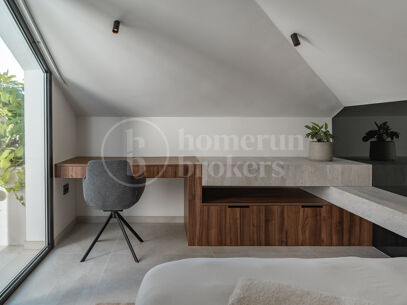 Lyxigt Dubblelvånings Penthouse med 3 Sovrum och Havs- och Bergsutsikt i Nueva Andalucía
