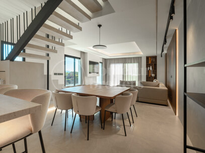 Penthouse Las Lolas - Luxury Penthouse with Sea and Mountain Views in Nueva Andalucia