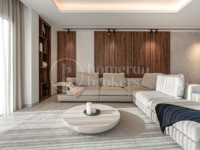 Penthouse Las Lolas - Luxury Penthouse with Sea and Mountain Views in Nueva Andalucia