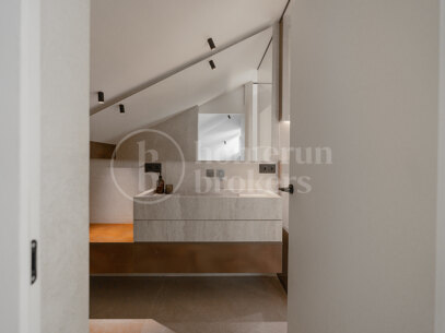 Penthouse Las Lolas - Luxury Penthouse with Sea and Mountain Views in Nueva Andalucia