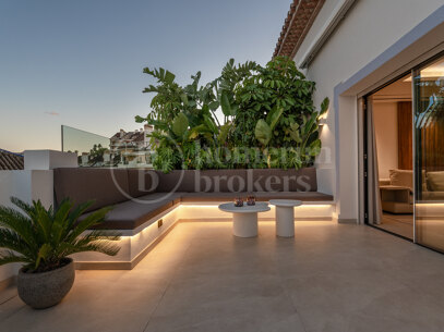 Penthouse Las Lolas - Luxury Penthouse with Sea and Mountain Views in Nueva Andalucia