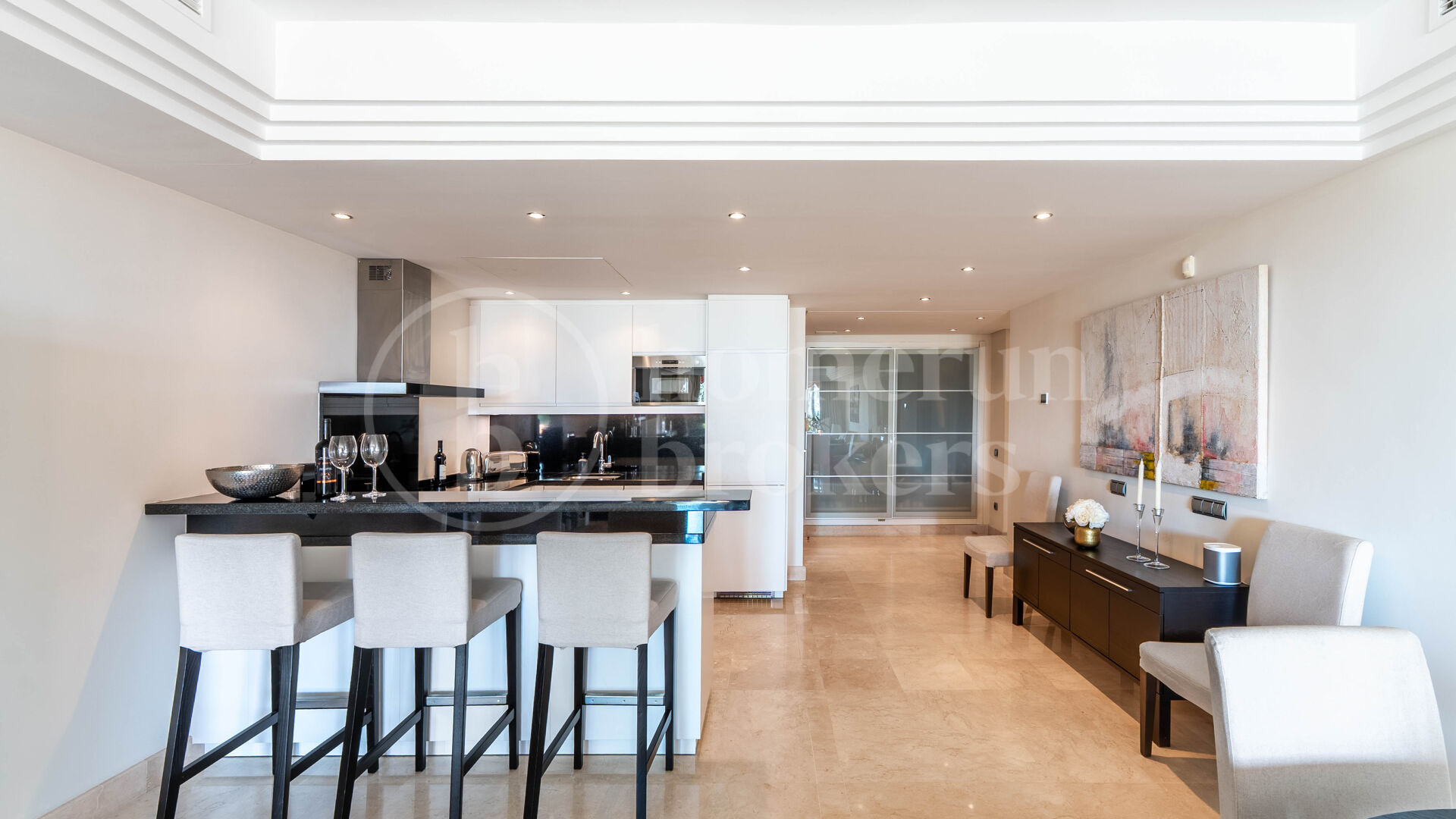 Apartment Vasari - Renovated Apartment in La Alzambra, Nueva Andalucía