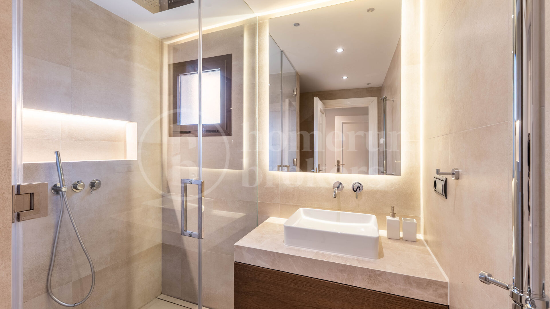 Apartment Vasari - Renovated Apartment in La Alzambra, Nueva Andalucía