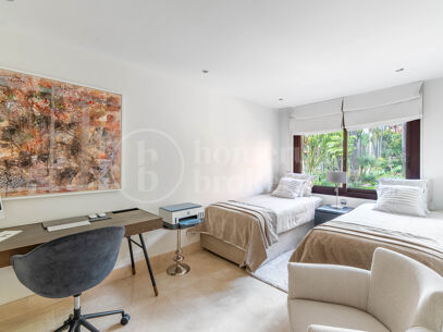 Apartment Vasari - Renovated Apartment in La Alzambra, Nueva Andalucía