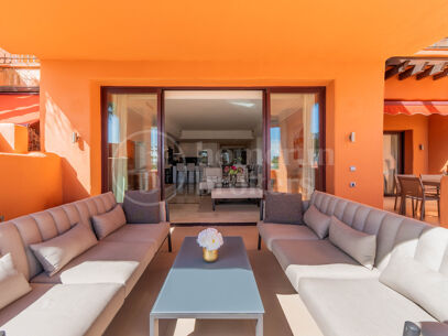 Apartment Vasari - Renovated Apartment in La Alzambra, Nueva Andalucía