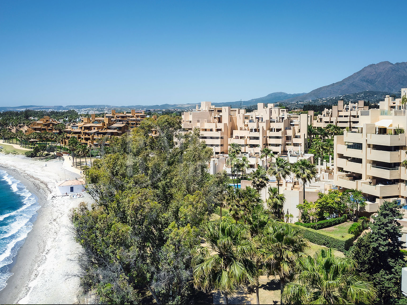 Takvåning La Sirena - Renoverad duplex vid stranden i Bahía de la Plata Estepona