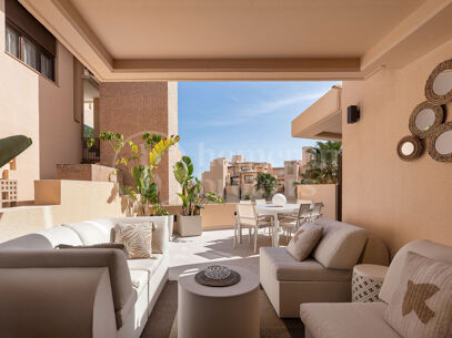 Penthouse La Sirena - Renovated Beachfront duplex in Bahía de la Plata Estepona
