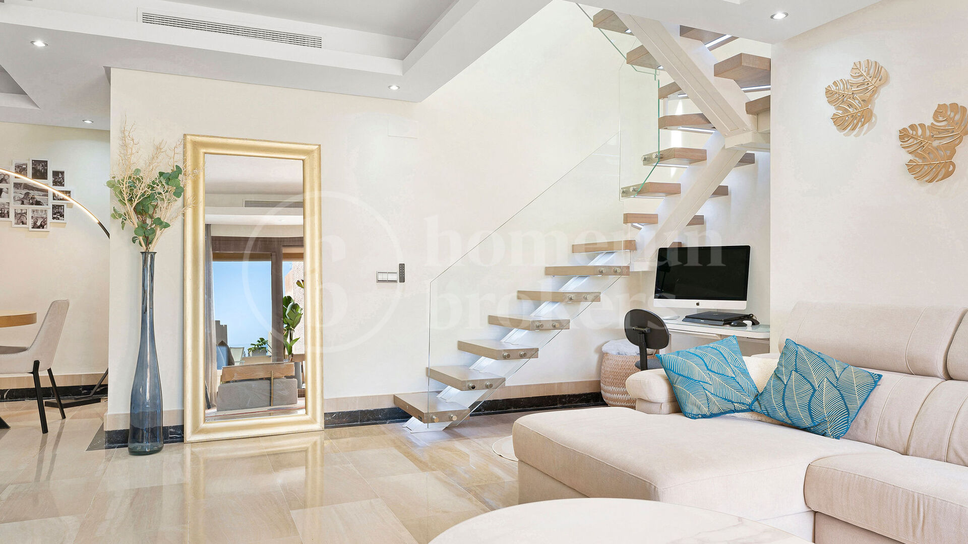 Penthouse La Sirena - Renovated Beachfront duplex in Bahía de la Plata Estepona