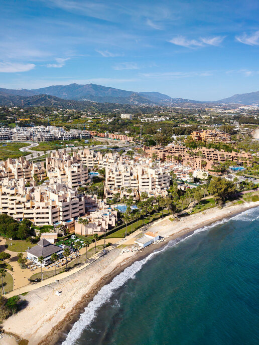 Penthouse La Sirena - Renovated Beachfront duplex in Bahía de la Plata Estepona