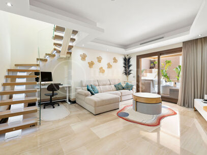 Penthouse La Sirena - Renovated Beachfront duplex in Bahía de la Plata Estepona