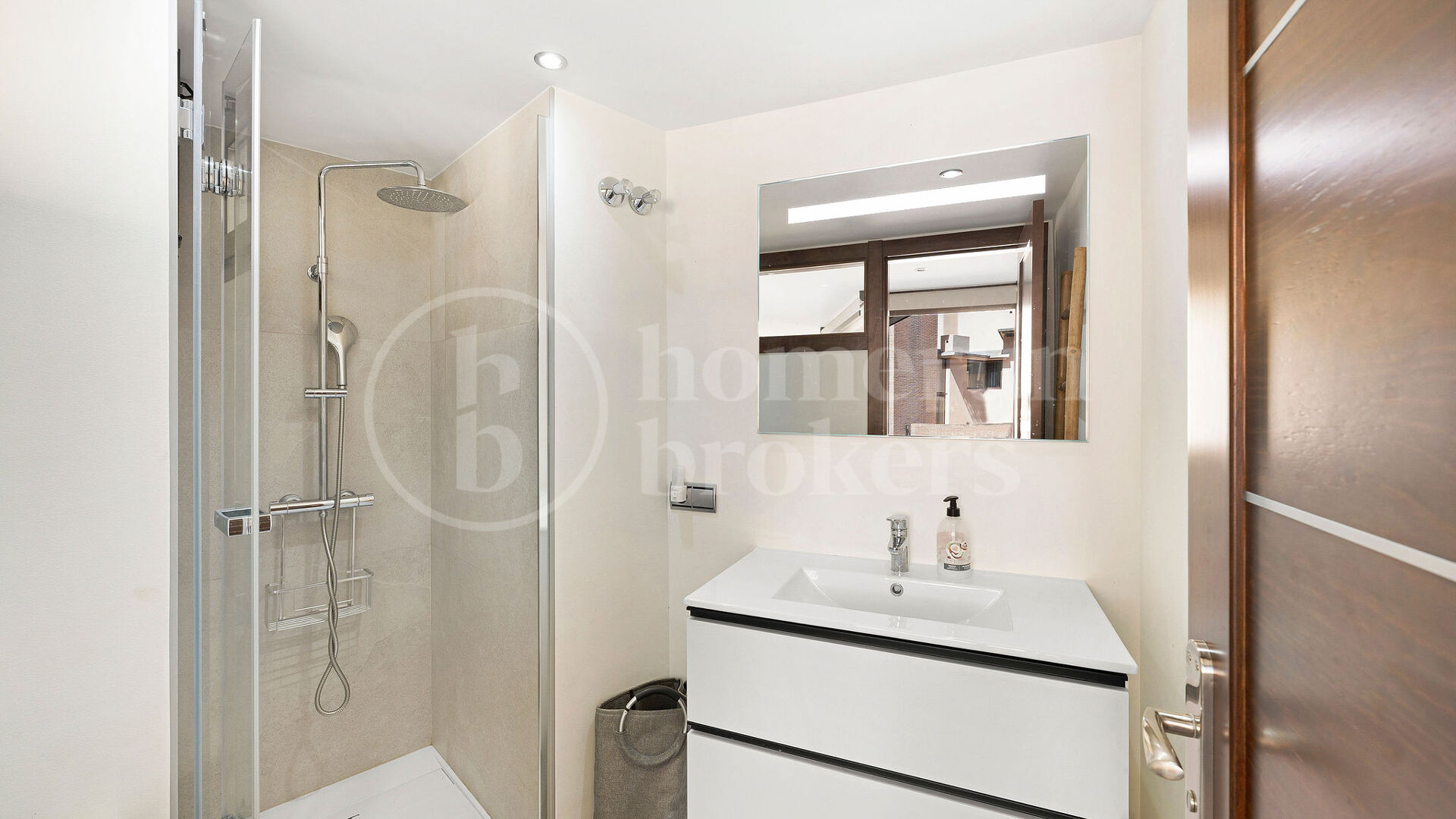 Penthouse La Sirena - Renovated Beachfront duplex in Bahía de la Plata Estepona