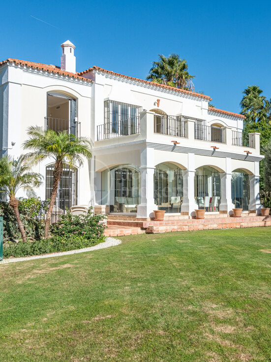 Villa Vega - Elegant Andalusian Villa with Sea Views in Vega del Colorado