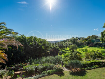 Villa Vega – Elegant Andalusisk Villa med Havsutsikt i Vega del Colorado