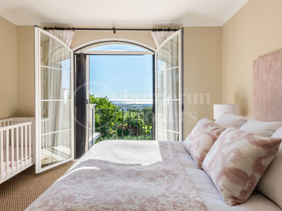 Villa Vega – Elegant Andalusisk Villa med Havsutsikt i Vega del Colorado