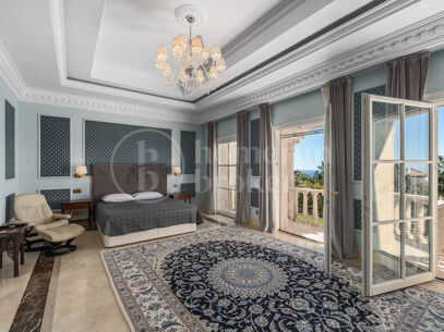 Villa Sinfonía - Lyxig neoklassisk egendom med panoramautsikt över havet i Sierra Blanca